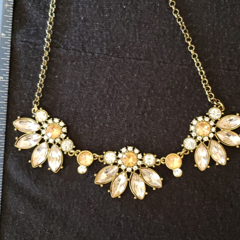 Blush and light orange stone necklace w/ earings
